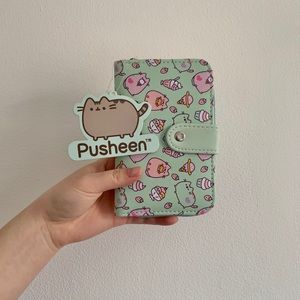 Pusheen Bifold Turquoise Wallet